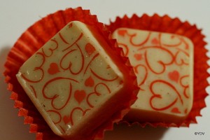 choco-a-go-go-2 White Cherry Creme