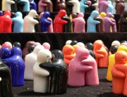 hugging salt shakers