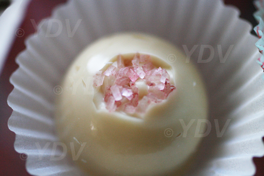 Vegan White Chocolate Huckleberry Bites