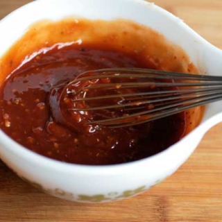 Sweet & Spicy Fig-Garlic BBQ Sauce Recipe | Your Daily Vegan